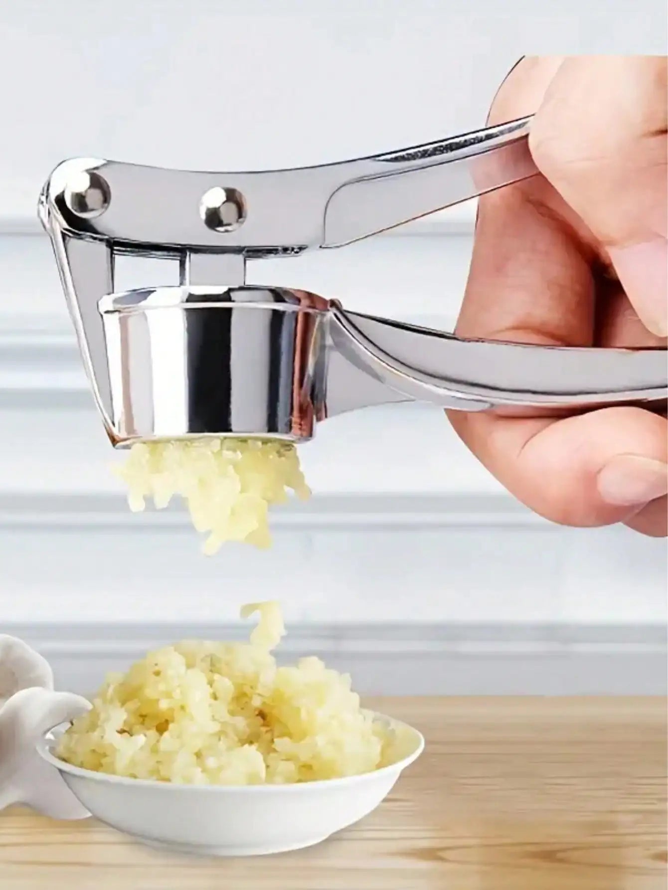 Professional Garlic Press – Washable Garlic & Ginger Crusher, Heavy-Duty Kitchen Tool