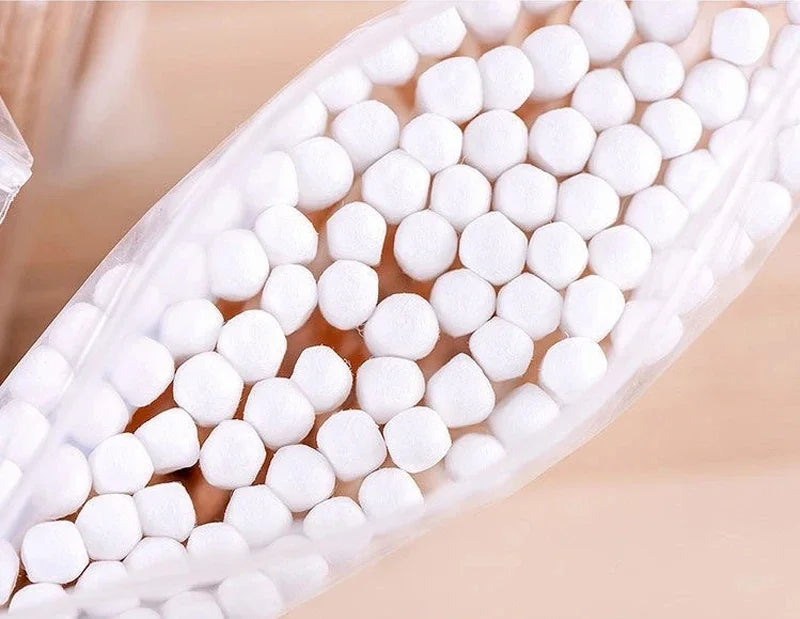 Transparent Cotton Swab Storage Box with Bamboo Lid – Elegant Organizer for Cotton Buds & Toothpicks